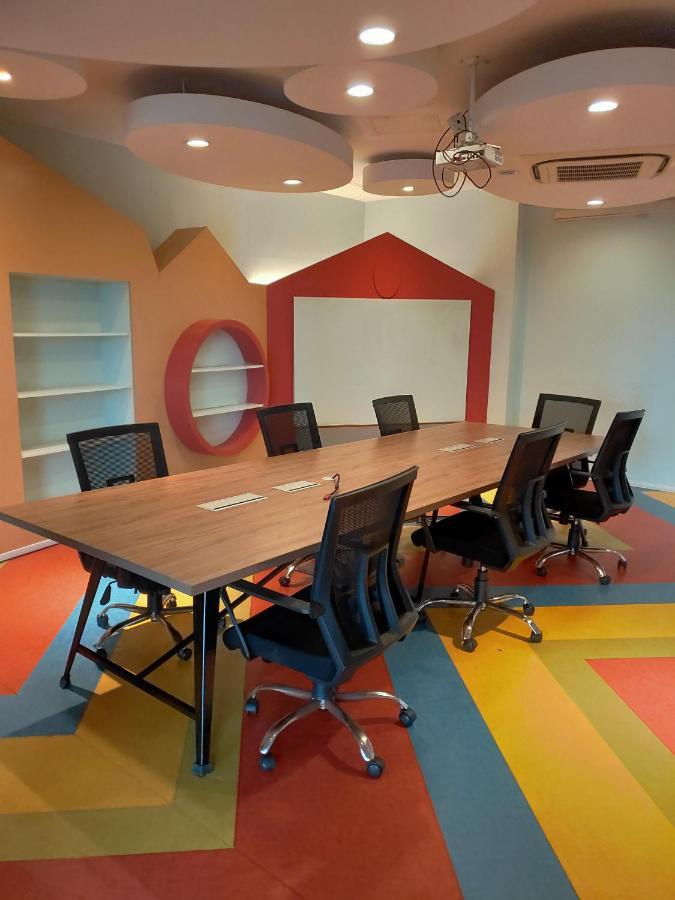 D Bunga مسلم Homestay Pool View Legoland Nusajaya Nusajaya  Εξωτερικό φωτογραφία